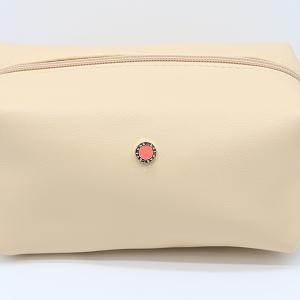 未使用品 ブルガリ べジュカラー ポーチ・小物...の詳細画像2