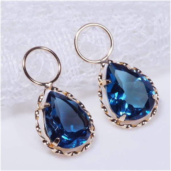 K18 2ct ロンドンブルートパーズ チャーム ペアシェイプ 18金 ツイスト （ピアス・イヤリン...