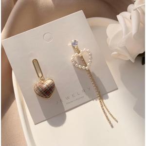 SHAPES STUDIO（シェイプス スタジオ）ピアス French Knot Hoop