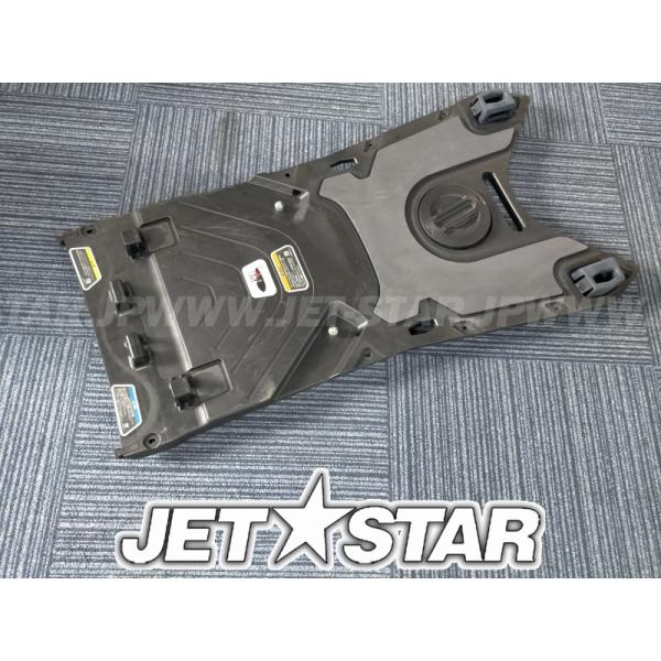 Used 291005189 ACCESS COVER ASS'Y SEADOO [S9026-04...