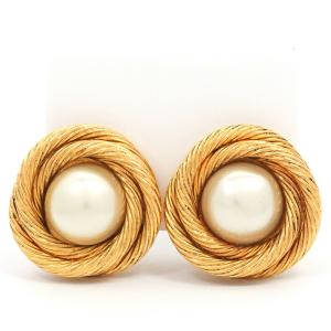 CHANEL（シャネル） 【返品OK】【美品】シャネル ココマーク スタッズ