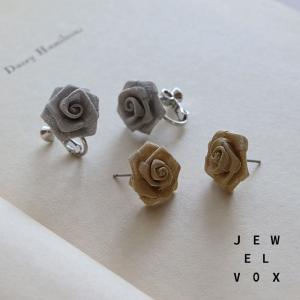 ピアス イヤリング 花 フラワー 薔薇 バラ ローズ クラシカル ゴールド