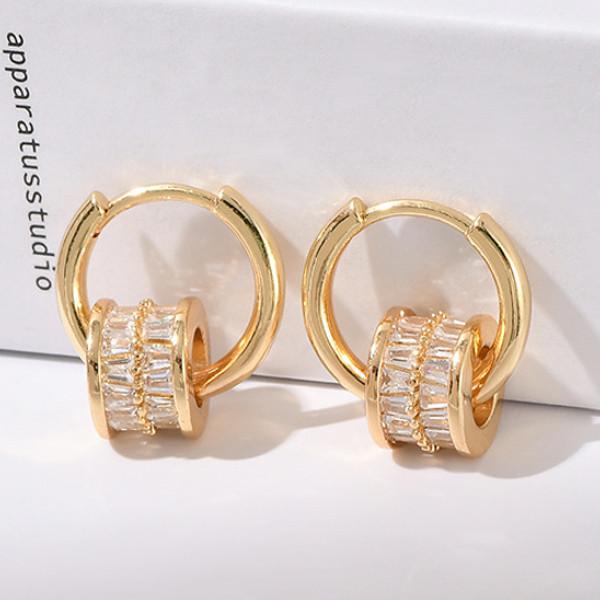 ピアス レディース 揺れる 可愛い 上品 2WAY 誕生日 記念日 クリスマス 母の日 テレワーク ...