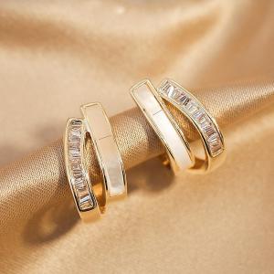 ピアス レディース 高級 可愛い 上品 誕生日 記念日 クリスマス 母の日 テレワーク ランチ会 金属アレルギー対応