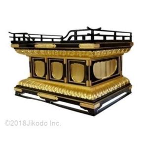 【寺院仏具】黒塗り　幅150センチの和様蓮華彫り・金具付き　須弥壇　安心の国産品　自社工場にて製作　木製高級寺院仏具通販(受注生産品)(商品番号11002k)