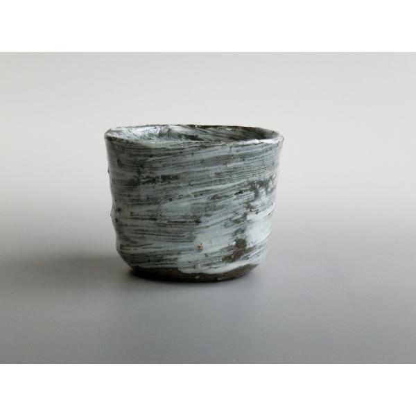 【唐津焼中川自然坊窯】中川恭平作 刷毛目唐津焼酎杯　桐箱付