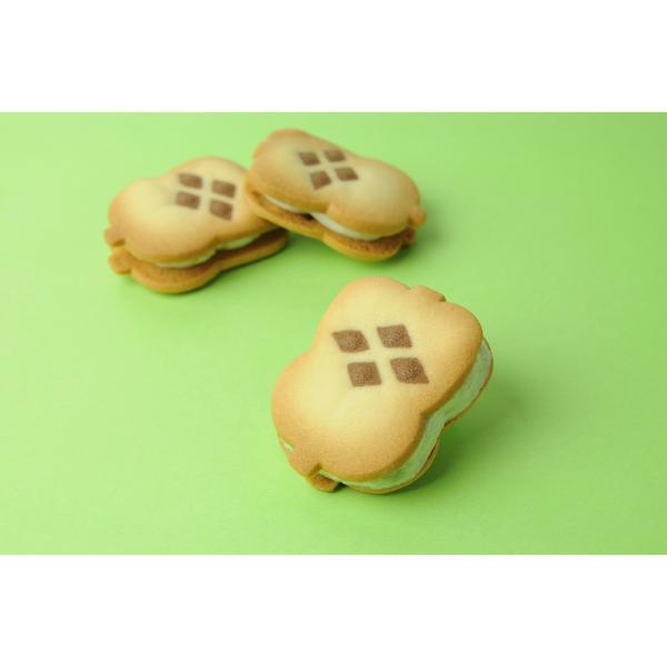 信玄軍配シャインマスカット味 5枚入 ギモーヴサンド  桔梗屋 ききょうや 山梨 お土産 山梨銘菓 ...