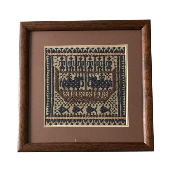 スマトラ島ランプン州の古い霊船布 額 No17