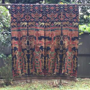 スンバ島イカット 型番1035 : JITA - 通販 - Yahoo!ショッピング