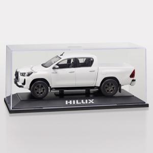 トヨタ ハイラックス 1/30 ミニカー アティチュードブラックマイカ トヨタ特注 1/30 新型 トヨタ ハイラックス カラーサンプル