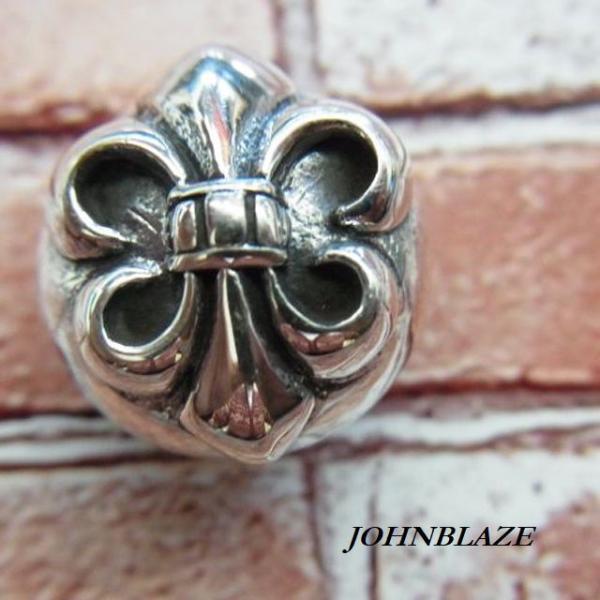 シルバ−925製 コンチョ ネジ式 小型 百合の紋章 フレア リリークレスト ワンポイント ネジ付 ...