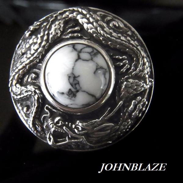 1点もの限定 シルバ−925製 コンチョ ネジ式 1匹の全身龍 ドラゴン 天然石 ホワイトターコイズ...