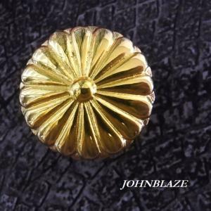 金色の真鍮製 コンチョ ネジ式 ネジ 菊紋 直径24mm 小 菊御紋 菊花紋章
