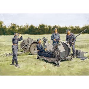 ドラゴンモデル 1/ 35 WW.II ドイツ軍 2cm 対空機関砲 Flak38 初期 /  後期生産型  w/ Sd.Ah.51 トレーラー＆砲兵プラモデル 返品種別B