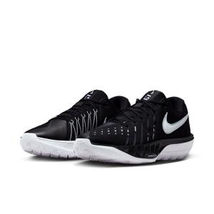 バスケットボールシューズ 黒/白 レブロン18 サイズ32cm 新品 レブロン（NIKE） 即納 ナイキ バッシュ バスケットシューズ
