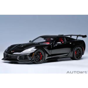 オートアート 1/ 18 シボレー コルベット (C8) スティングレイ Z51