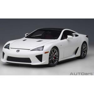 オートアート 1/ 18 レクサス LFA(ホワイテスト・ホワイト/ ブラック・カーボン)(78851)ミニカー 返品種別B｜joshin