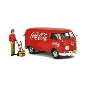 Coca-Cola Collectibles 1/ 24 VW タイプ 2 T1 カーゴバン レッド 1963 配送ドライバーフィギュア アクセサリー付(424062)ミニカー 返品種別B｜Joshin web