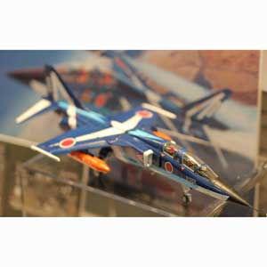 プラッツ 1/ 72 航空自衛隊 T-2 ブルーインパルスプラモデル 