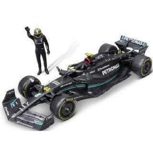 ブラゴ 1/ 24 メルセデス-AMG ペトロナス F1チーム W14(2023)Eパフォーマンス No44 L.ハミルトン フィギア付 (ウィンドウボックス)(BUR28037H) 返品種別B