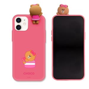 LINE FRIENDS iPhone 12/ 12 Pro用 フィギュア付きカラーソフトケース(MACARON CHOCO) KCE-CSB057 返品種別A｜joshin