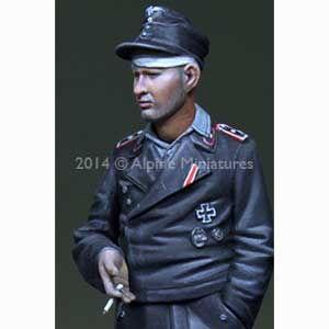 アルパイン 1/ 35 負傷したドイツ戦車兵 #1(AM35181)レジンフィギュア