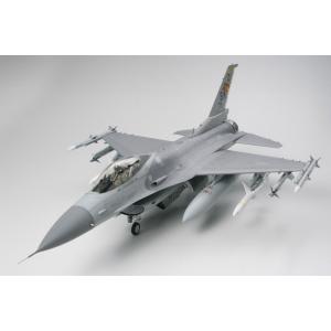 タミヤ 1/ 32 ロッキードマーチン F-16CJ ブロック50 ファイティングファルコン (60...