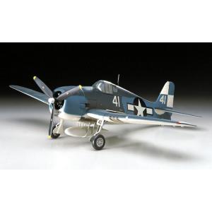 ホビーマスター 1/72 F6F-5 ヘルキャット 