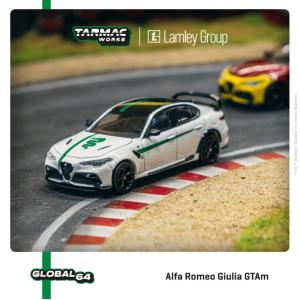 ターマックワークス 1/ 64 Alfa Romeo Giulia GTAm White/ Green(T64G-TL031-MWG)ミニカー 返品種別B｜joshin