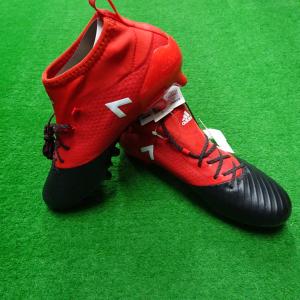 【2012年モデル】激レア商品！adidasプレデター アブソラド HG adidas（アディダス） 2013年秋冬モデル サッカースパイク プレデター