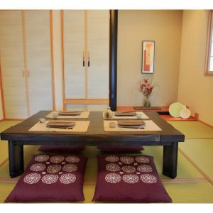 日本製 座布団 王朝 4枚組 銘仙判 色組み合...の詳細画像1