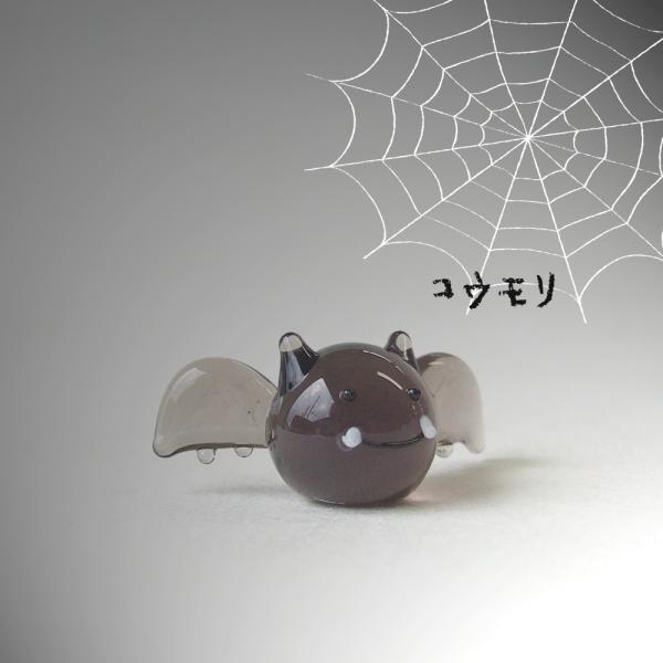 ガラス細工　ミニチュア　ハロウィン　コウモリ　雑貨　置物　　　来たきた！コウモリ