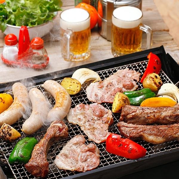 白金豚ＢＢＱセット（２ｋｇ＋ドイツ風ソーセージ）　送料無料【北海道　肉の日　29日　ウィンナー　ロー...