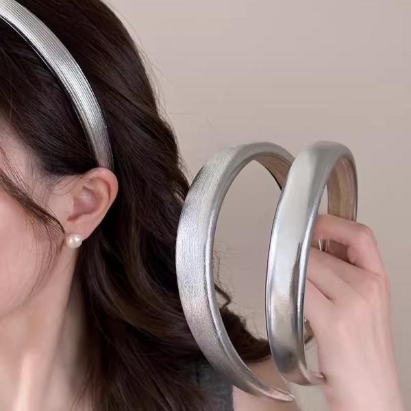 シルバー カチューシャ   高級感 シンプル ヘアアクセサリー   パーティー 白髪隠し エレガント...