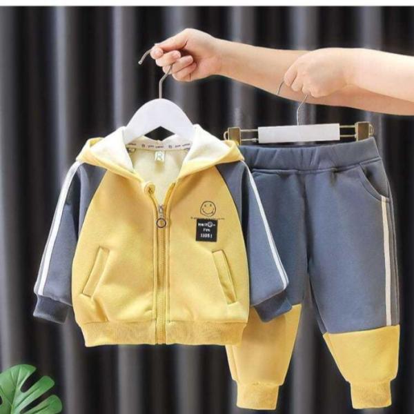 子供服 男の子セットアップ 上下2点セット  スポーツ 春秋服 トップス 長袖 長ズボン 子ども服 ...