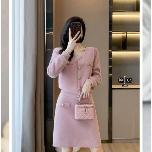 レディースセットアップ トップス+Aラインスカート 2点セット カジュアル系 ふわふわ　触り心地よい...