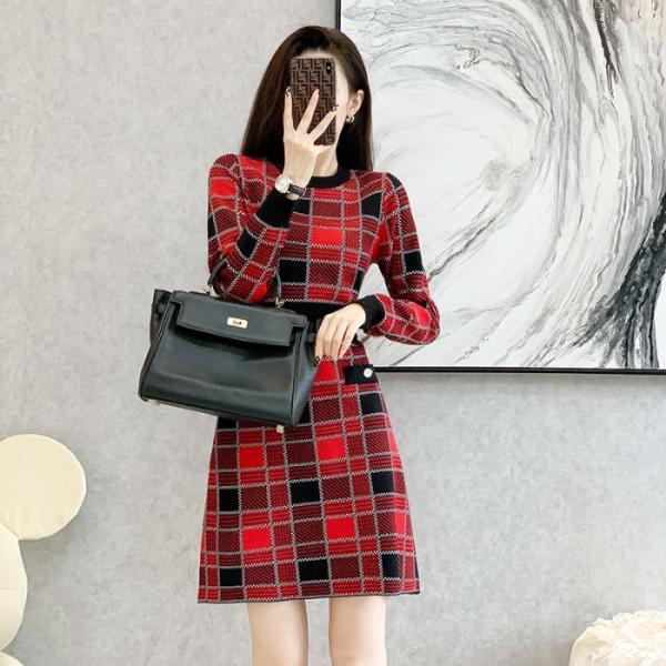 レディースニットワンピース チェック柄 大胆な色合い　オシャレ  かわいい カジュアル系 春秋用 触...