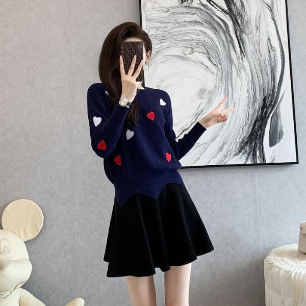 レディースニットセットアップ 2色展開 トップス+Aラインスカート 2点セット オシャレなハートデザ...