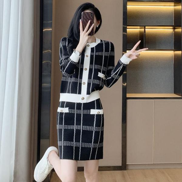 レディースニットセットアップ 黒 トップス+スカート 2点セット 痩せ見え　カジュアル系 春秋用 触...