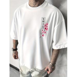 ユニセックス 日本刀と鯉Tシャツ 桜 漢字デザ...の詳細画像3