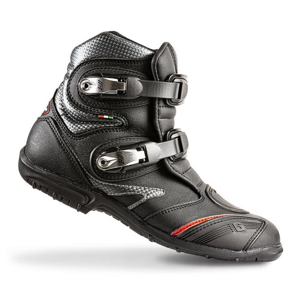 送料無料！ GAERNE ガエルネ TOUGH GEAR タフギアフラット オンロードブーツ ライデ...