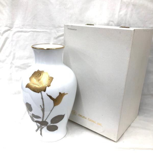 【中古】OKURA 花瓶 フラワーベース 金蝕バラ ホワイト 28cm [jgg]