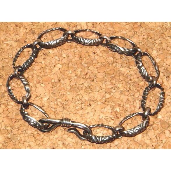 ポニーエクスプレス スターリングシルバー925製 ウェスタン調 ネイティブ調 唐草模様 オーバル チ...