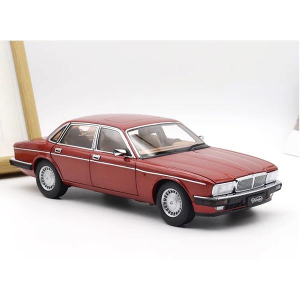 ミニカー Alomstreal 1/18 ジャガー XJ6 XJ40