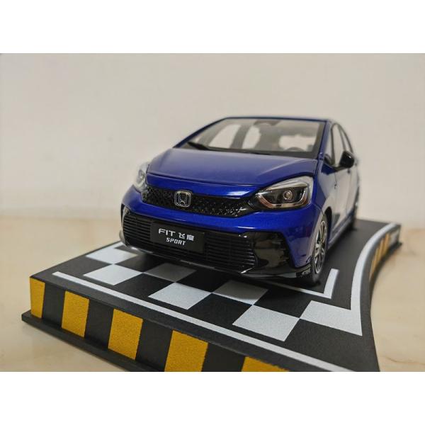 ミニカー 1/18 ホンダ フィット HONDA FIT 2023