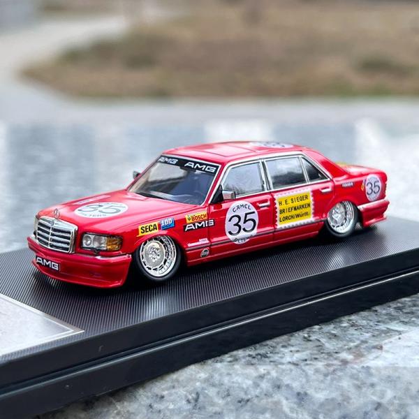 ミニカー 1/64 ベンツ 560SEL W126 MASTER レッド