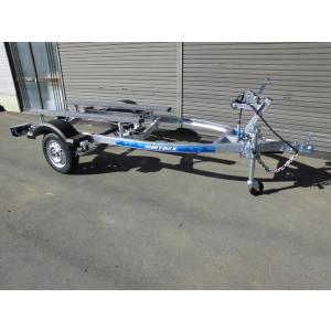サントレックス　軽ボートトレーラー　TB05L 店頭引き取りのみになります！今月１台入荷予定になります！