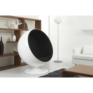 エーロ・アールニオ　ボールチェア