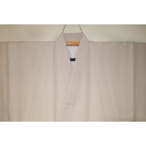 拾11118RM シルク化繊丹後縮緬お召調 男着物袷 裄71丈148Кアイボリーベージュ・象牙色無地感 新品 茶人好み ほぼ絹の風合い｜皆中ヤフーショップ