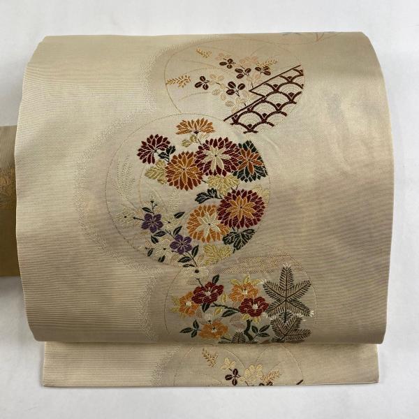 名古屋帯 美品 秀品 落款あり 円想草花文 箔 金糸 ベージュ 正絹 中古